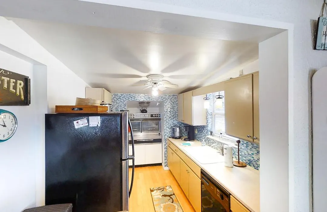 Crescent Beach Cottage-1