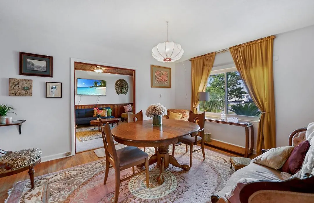 The Madonna Bungalow-1