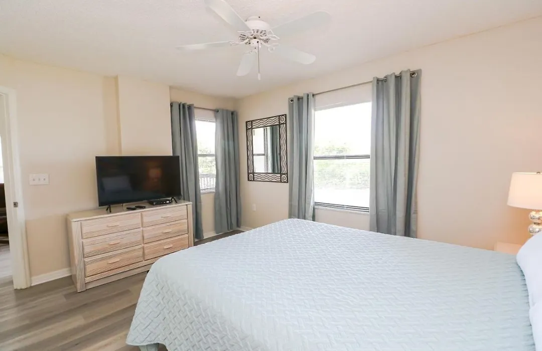 Ocean Village Club L23-1