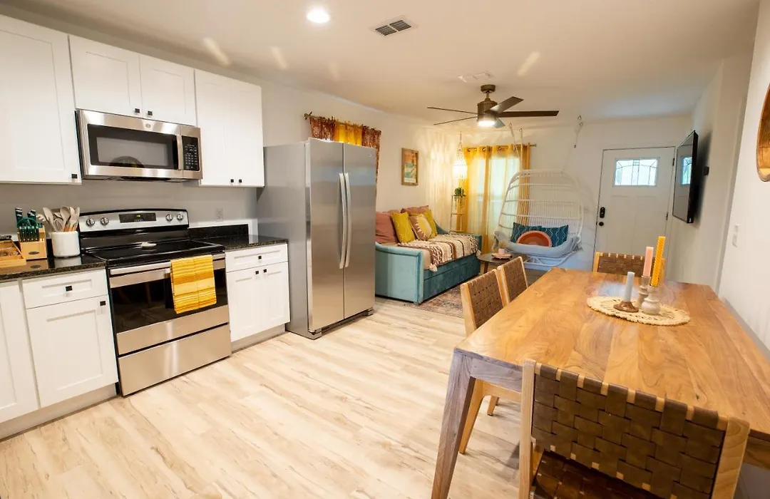 Recharge Getaway To Historic Downtown & Beach New Build-1