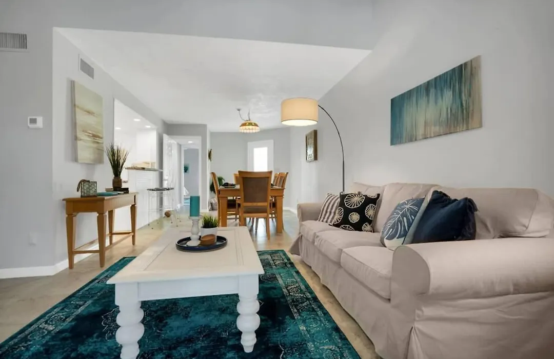 Sapphire Skies! Sweet Beach Condo Steps From The Sand And Surf-1