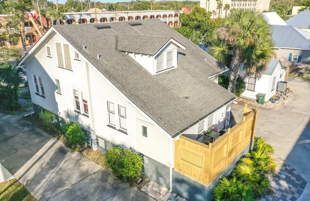 Old Mission Guest Suite - Charming Apartment, 15 Min Walk To Downtown!-1