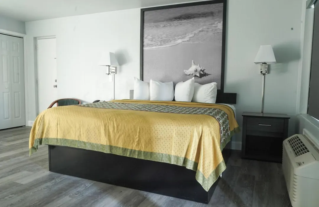 Ocean Breeze Inn-1