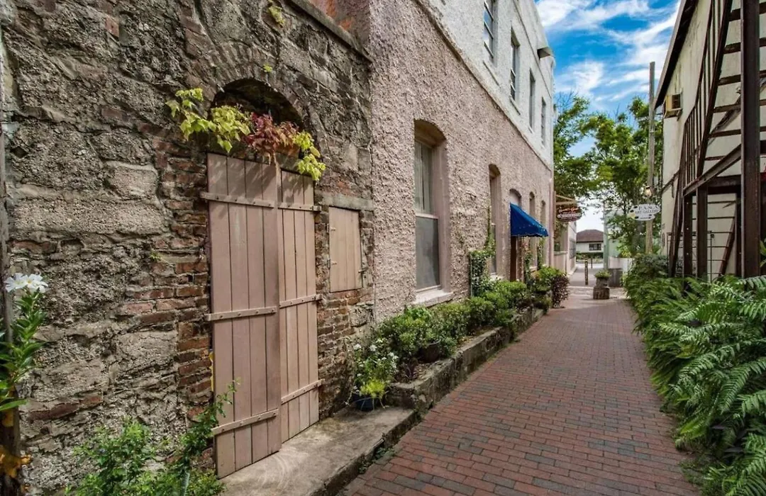 St Augustine Condo, Sleeps 6, Steps To Old Town-1