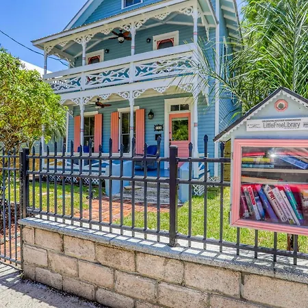 Classic Victorian Home Near Downtown With A Private Pool, Wifi, & Washer/Dryer-2