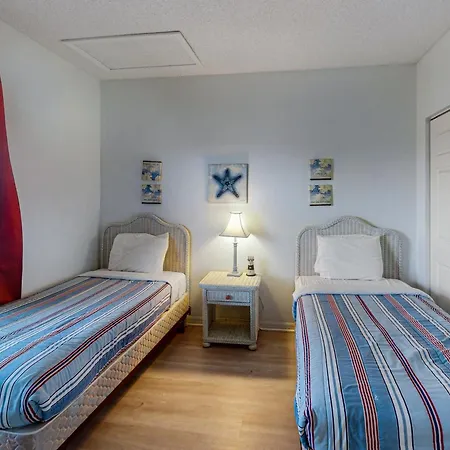 Dog-Friendly Condo With Private Beach, Pools, Hot Tub, Tennis & Gym-3
