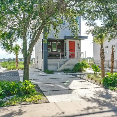 198 Riberia - Downtown Waterfront Luxury Home-3