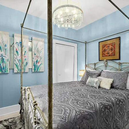 Casa Maria 2- Charming, Quaint Apt Next To Everything Downtown!-2