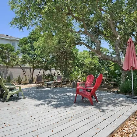 Beach House - Lounging Lanai, Kayak, Bike To Beach!-3